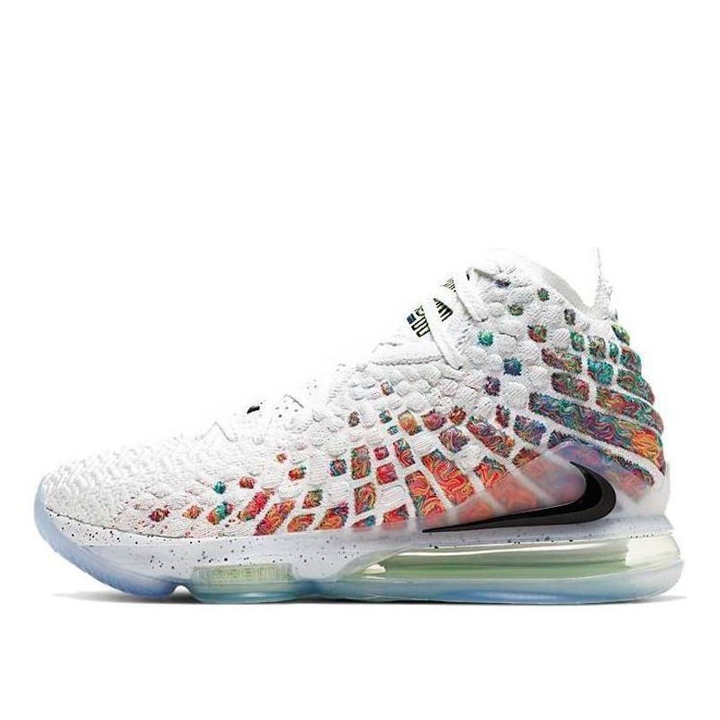 Nike LeBron 17 - Domination Totale Terrain